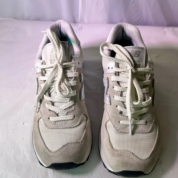 New Balance 574 Retro Sneaker in Light Gray and White - Image 4