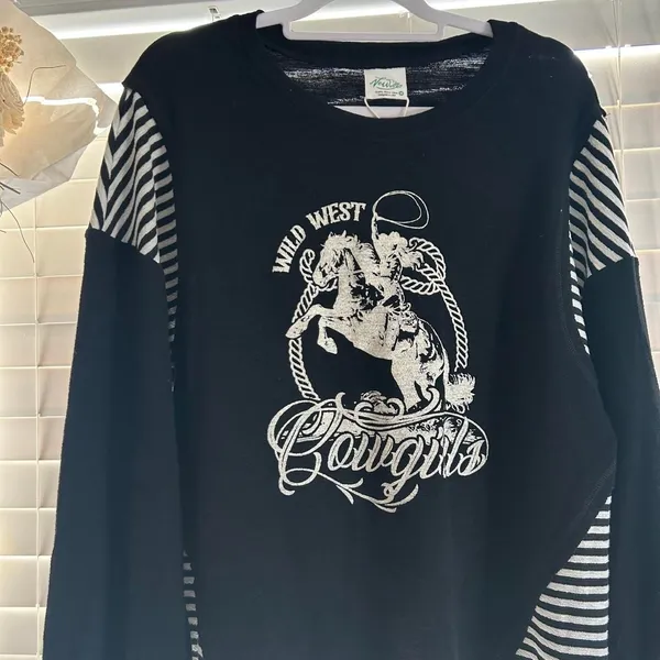 Wild West Cowgirl Western Grunge Layered Stripe Sweatshirt Top Size M new - Image 4