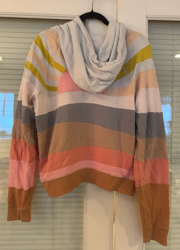 Faherty Solei Sweater Size M - Image 4
