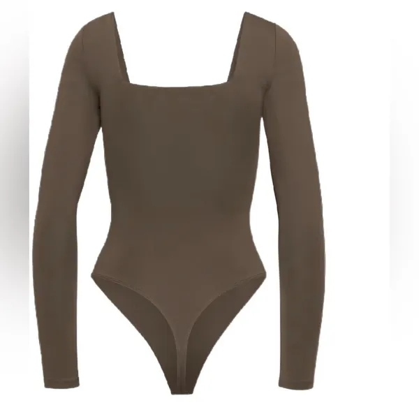Babaton Brown Long Sleeve Bodysuit - Image 2
