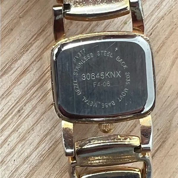 Fashion Watch Unbranded Gold - Image 6