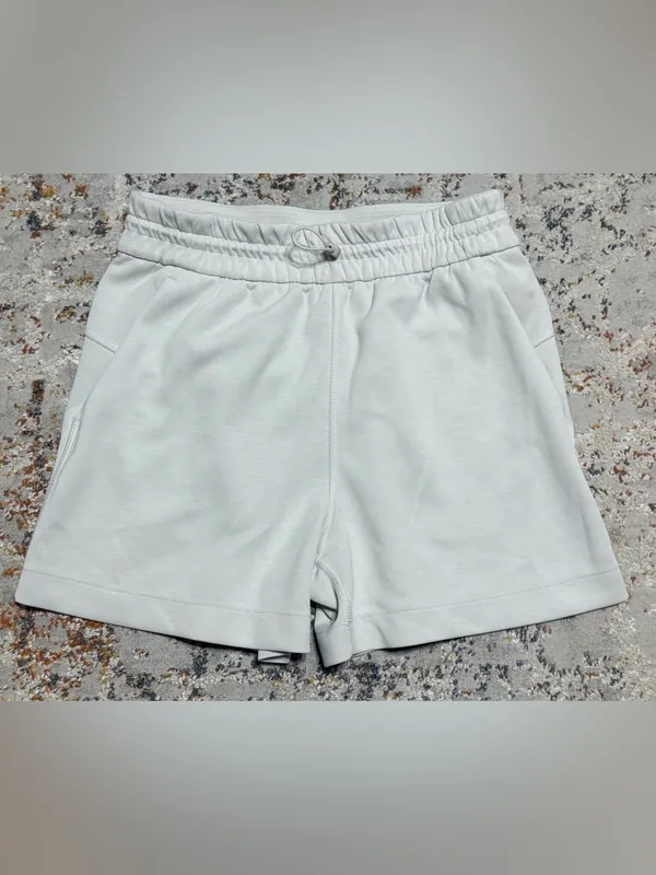 Lululemon Softstreme™ High-Rise Short 4" size 4 cream - Image 11