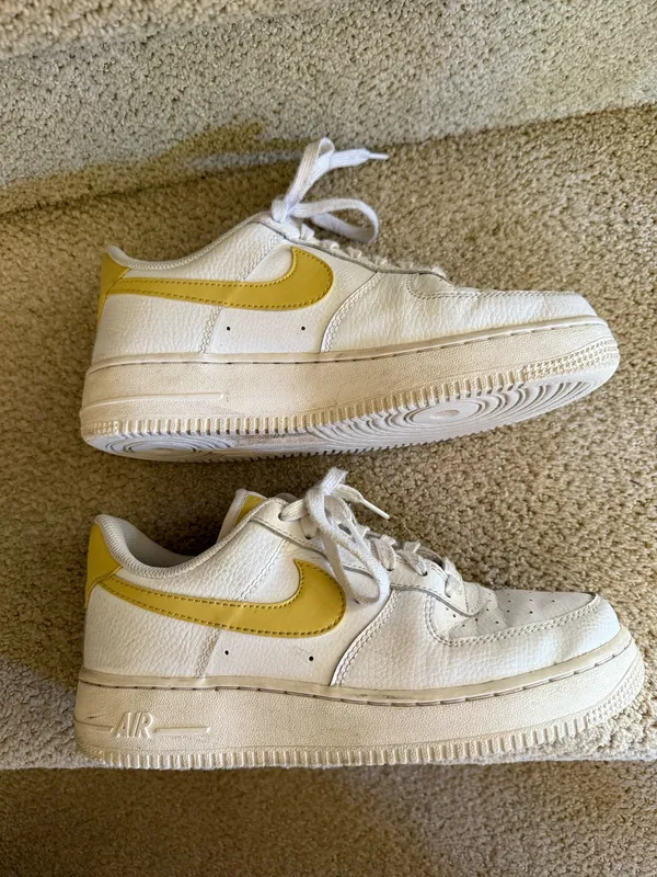 Nike Air Force 1 Yellow - Image 3
