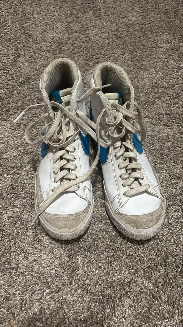 Nike Blazers - Image 3