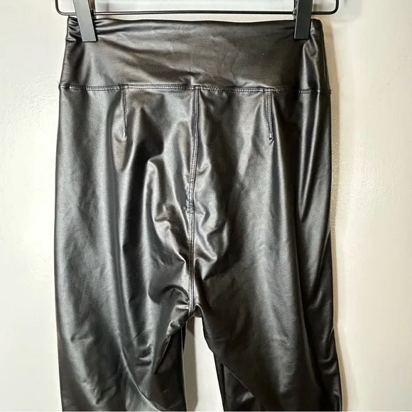 Offline by Aerie Womens M Real Luxe Black Hi-Rise Faux Leather‎ Leggings Stretch - Image 6
