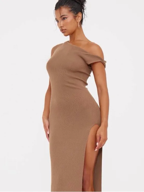PRETTYLITTLETHING Mocha Fine Knit Twist Neck Maxi Dress Size M NWT - Image 4