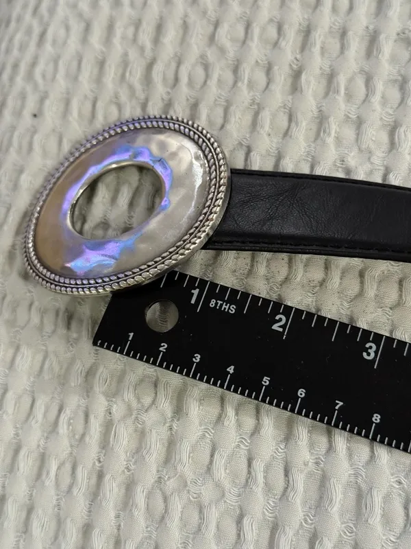 Chico's Black Leather Belt with Silver Hammered Oval Toggle Buckle Size S/M - Image 5