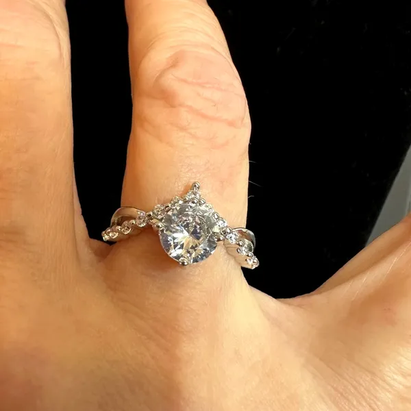 Shiny Round Cubic Zirconia in a V Setting size 6 - Image 7