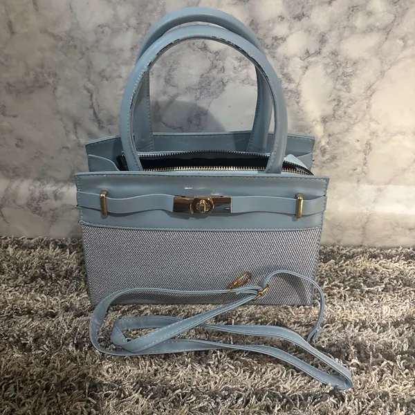 Light Blue Structured Tote Handbag with Gold Hardware - Image 3