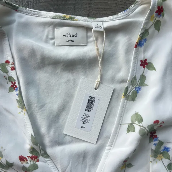 NWT Aritzia Novelist Top - Image 4
