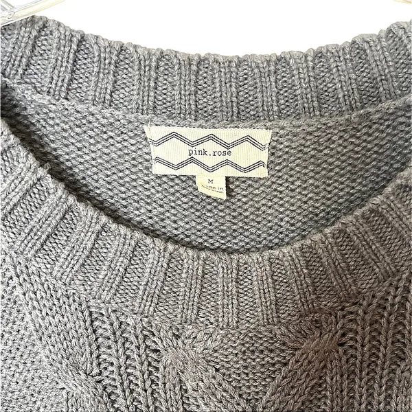 Pink Rose‎ Gray Cable Knit Sweater Dress Size Medium Fall Winter Cozy EUC - Image 3