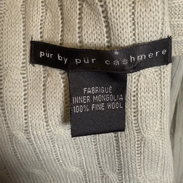 Cable Knit Scarf in Pale Green from Pur by Pur Cashmere Gray - Image 3