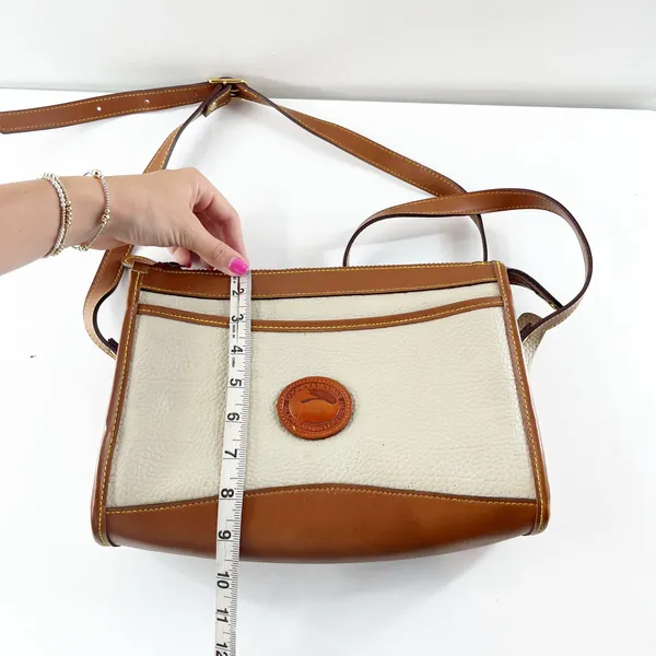 Dooney & Bourke All Weather Two Tone Vintage Crossbody Bag Purse Cream Brown - Image 9