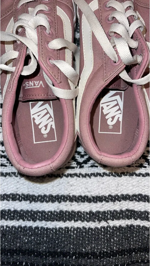Women’s Vans Skate Shoes - Image 8