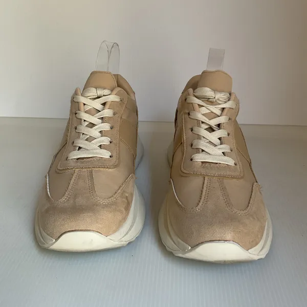 Madden Girl Chunky Platform Sneakers Beige Neutral Colorblock Casual Shoes Sz 10 - Image 4