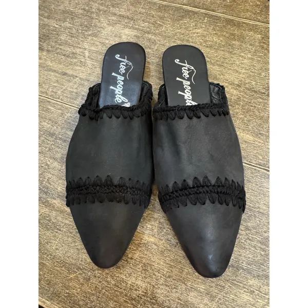 NEW Free People Black Leather San Marino Slip-On Flat Mules Size 37 Embroidered - Image 2