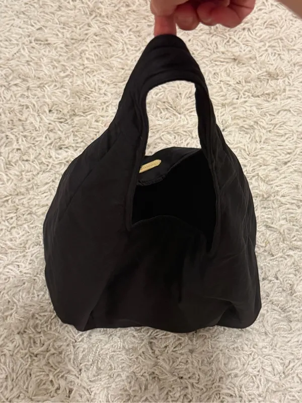 Naraya silk Classic Black Women’s Shoulder Bag - Versatile Everyday Tote - Image 5