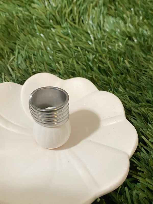 Ring Size 8 Silver - Image 5