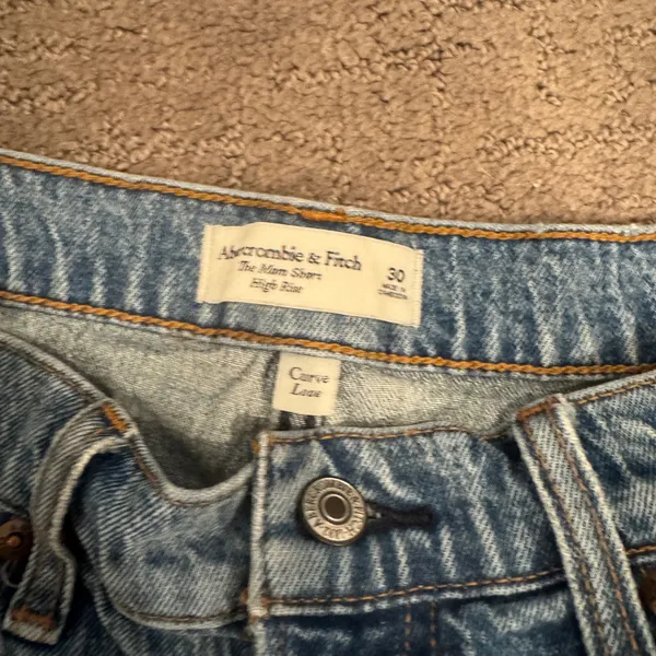 Abercrombie Shorts High-Rise Mom Curve Love - Image 2