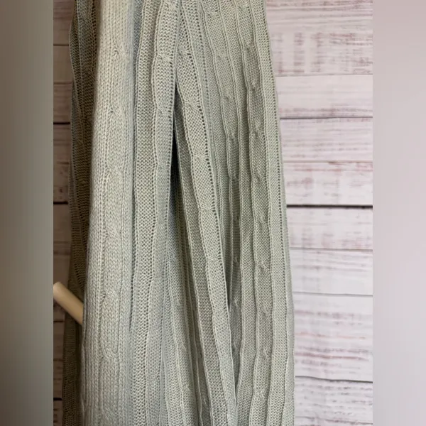 Cable Knit Scarf in Pale Green from Pur by Pur Cashmere Gray - Image 2