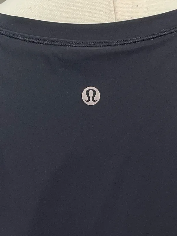 Lululemon Quick Pace Short Sleeve
Black - Image 6