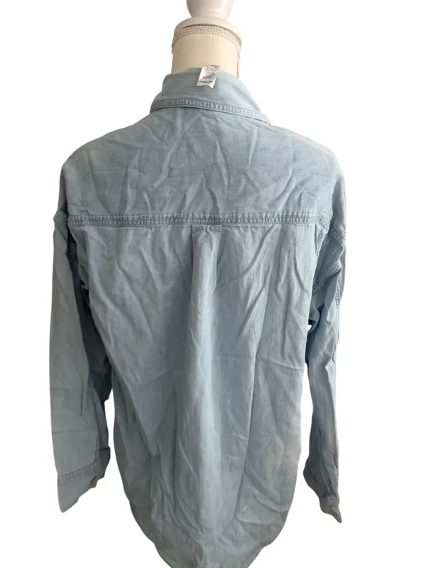 BEACH RIOT Denim Button Down Shirt Size Medium - Image 2