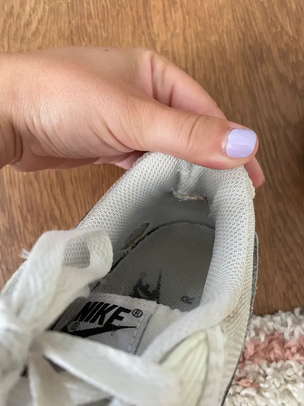 Nike Shoes - Image 3