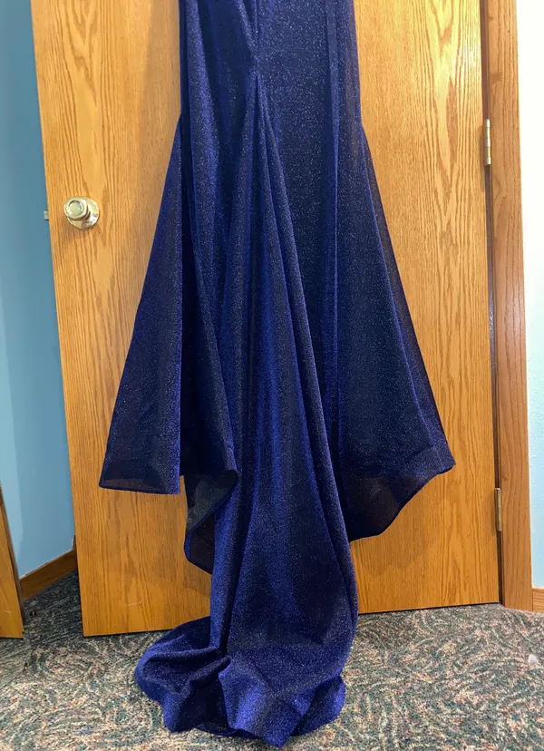 navy blue prom/formal dress - Image 4