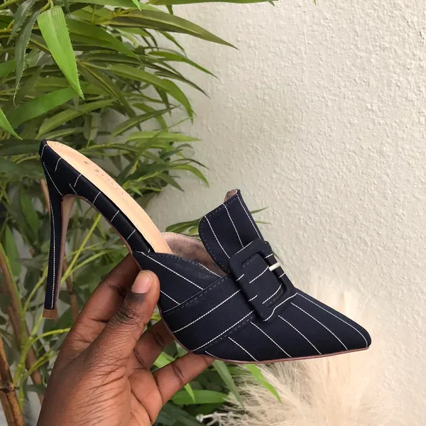 Olivia Jaymes Office Siren Core Navy white pin striped mules buckle detail 4” heels pumps - Size 8 - Image 2