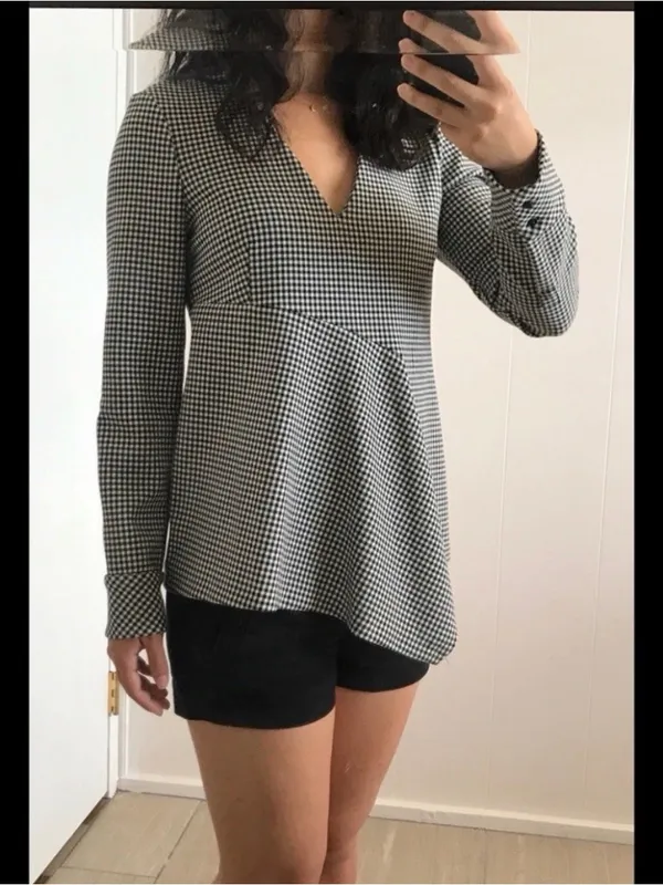 NEW ZARA Gingham blouse top Long Sleeve Size MEDIUM Career work - Image 2