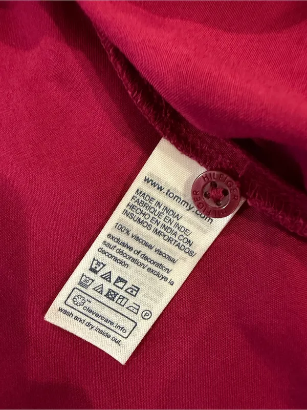 Tommy Hilfiger magenta button down blouse in S - Image 2