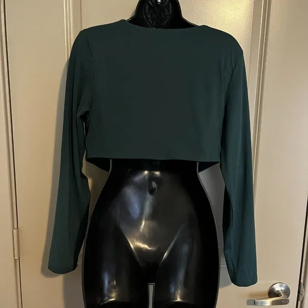 Women's XL Aerie OFFLINE Green LS Crop - Image 3