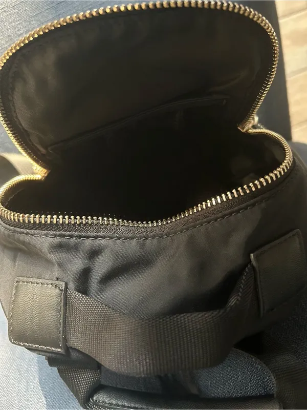 Lululemon City Adventurer Backpack Micro 3L in Black with Gold hardware. - Image 9