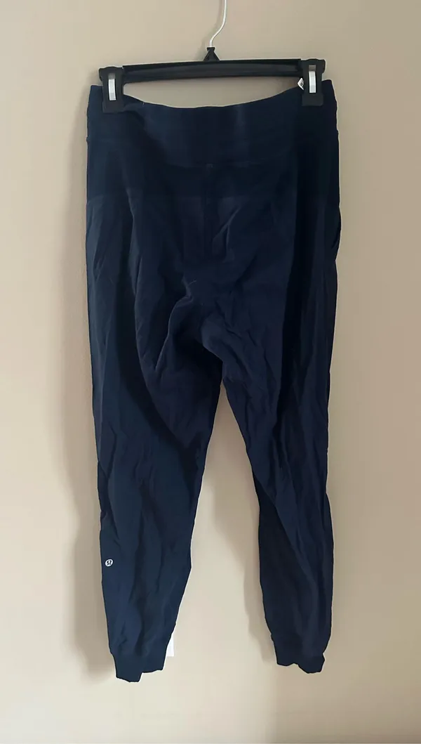 Lululemon Joggers Navy blue  - Image 2