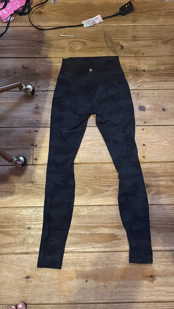 Camo Lululemon Leggings Align - Image 2