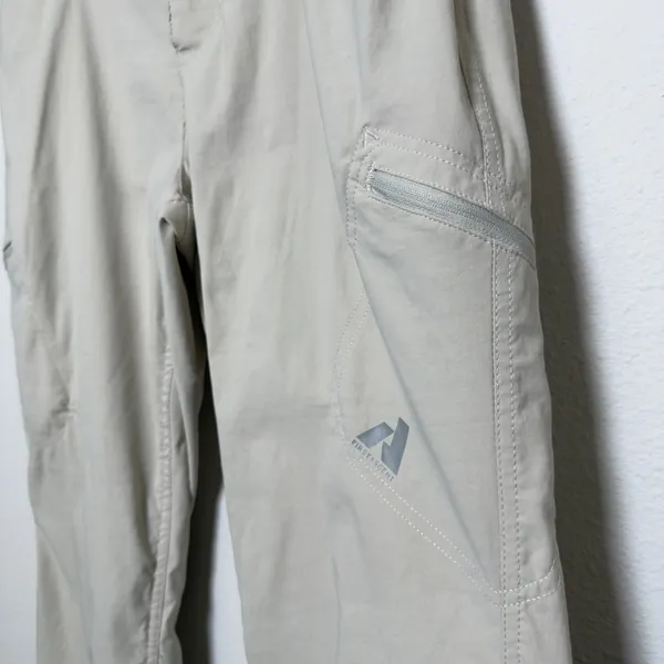 Eddie Bauer Women First Ascent Pants 8 Beige Hiking‎ Cargo Zip Pockets Outdoor - Image 2