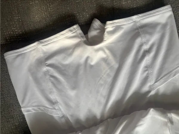 ALO Yoga White Pleated Skirt - Image 5
