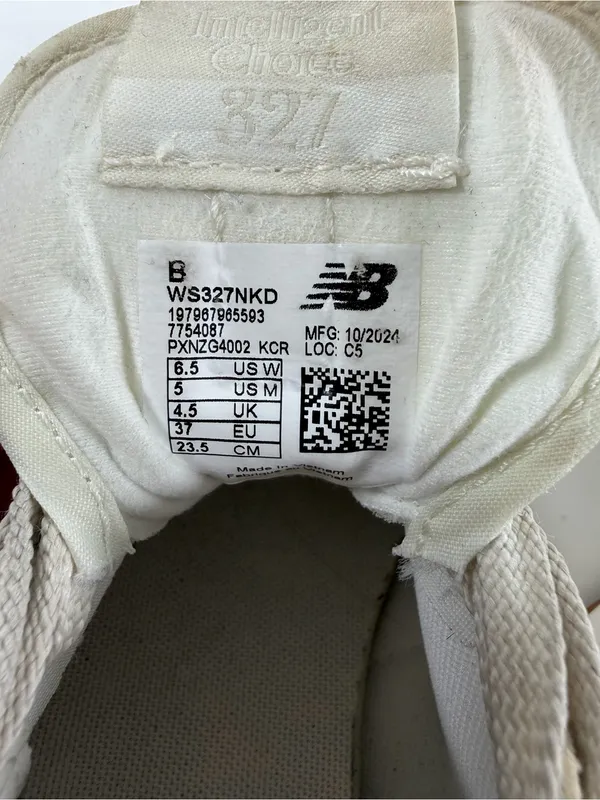 New Balance 327‎ Sea Salt White Gum Lifestyle Sneakers Women's 6.5 WS327NKD - Image 2