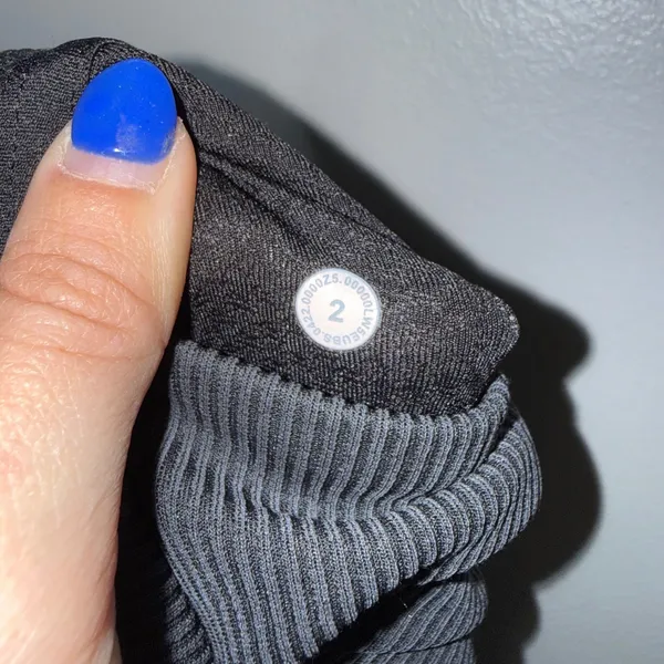 Lululemon Brushed‎ Softstreme Ribbed Zip Flared Pants Women Sz 2 Black Excellent - Image 8