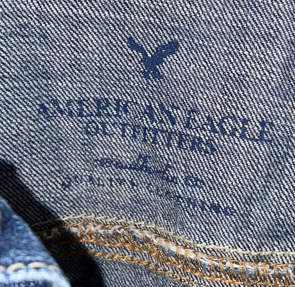 American Eagle Outfitters Women’s Denim Jacket Size Small - Image 8