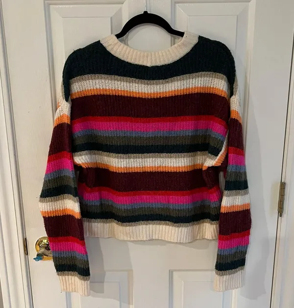 American Eagle Outfitters Sweater - Image 2