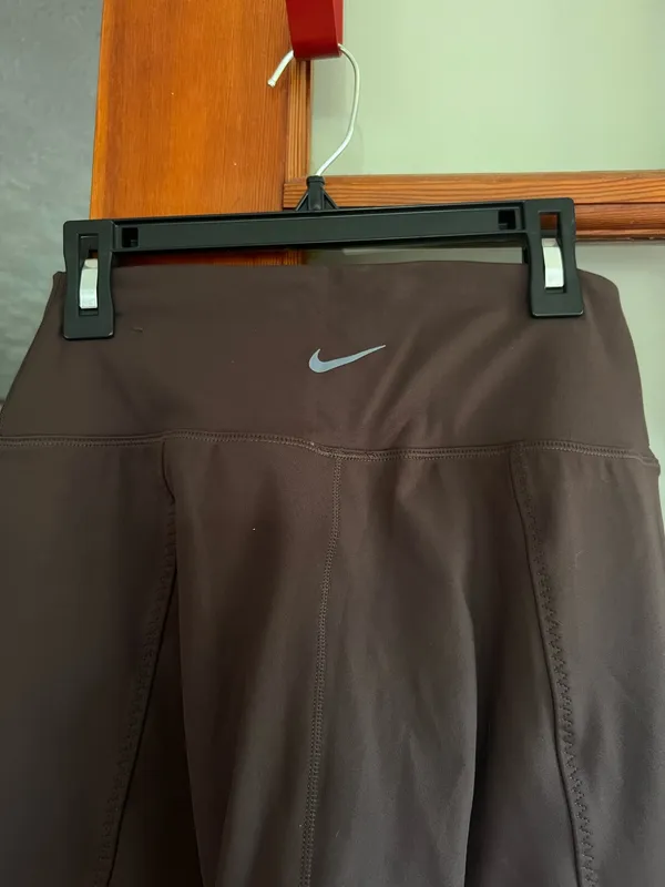 Nike Flare Leggings  - Image 5