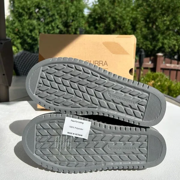 Koolaburra by UGG Short Gray Suede Boots Size 5 Women’s Shearling Lined with Box - Image 6