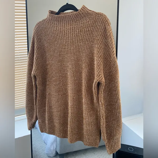 cupcakes & cashmere - NWT! 100% Cotton Scoop Turtleneck Sweater - Size M - Image 2