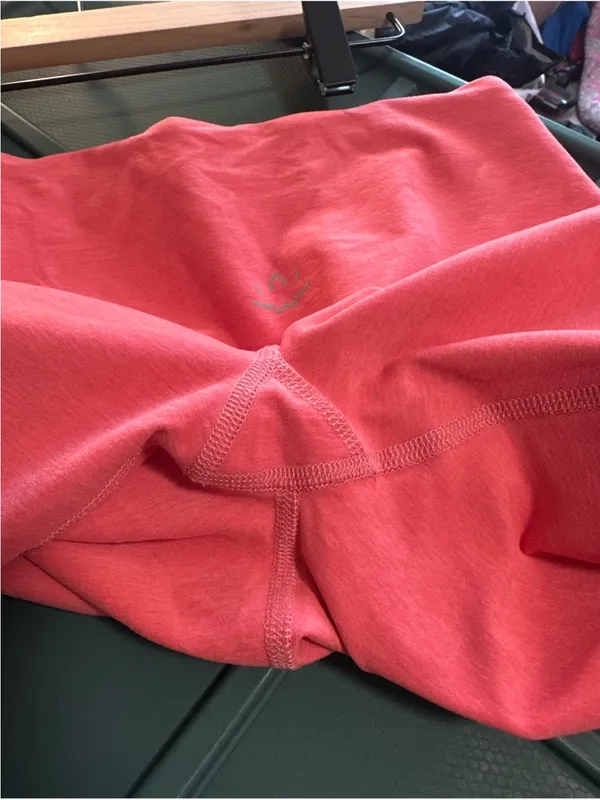 Beyond yoga caught in the midi leggings coral glow Heather SD3243 size med - Image 8