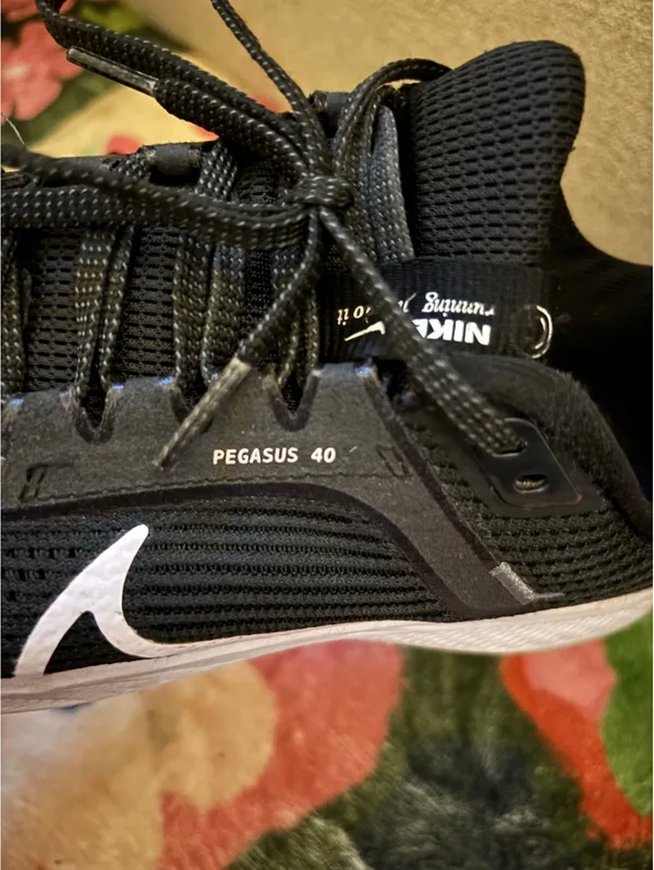 Nike Pegasus 40 Running Shoes Black White US 8.5 EU 40 - Image 5