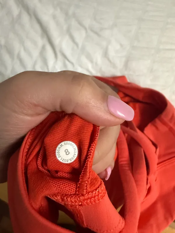 Lululemon sports bra - Image 4