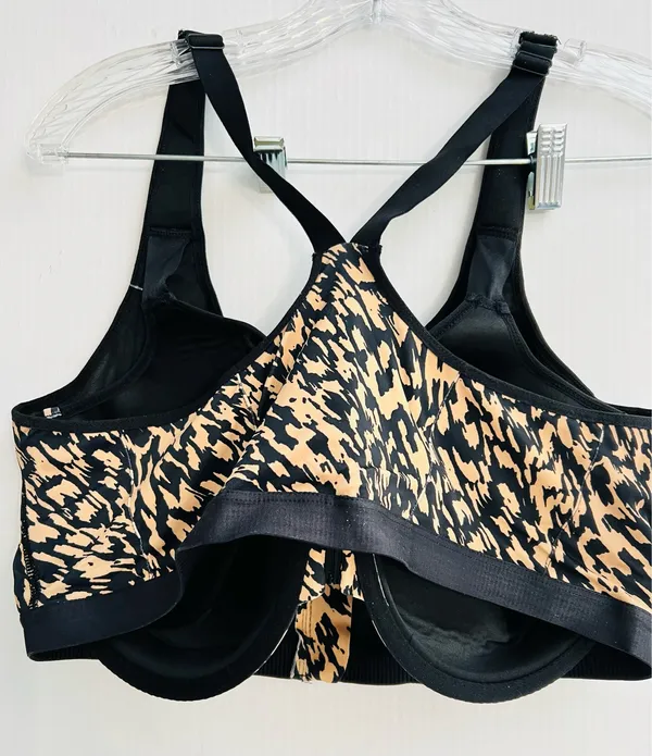 Avenue Sports Front Zip Animal Print Bra - Image 4