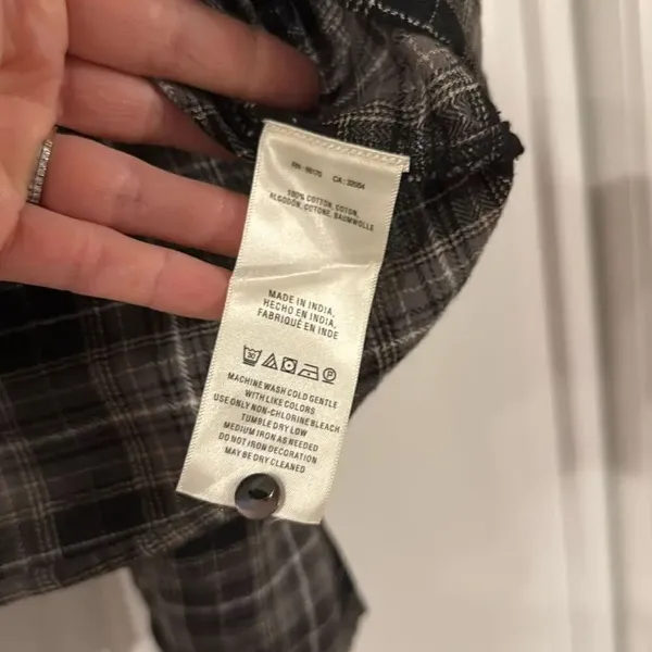 Anthropologie Akemi + Kin plaid flannel embellished pearl top M - Image 7