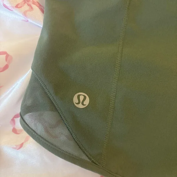 Green Lululemon Shorts Hotty Hot 4" - Image 6